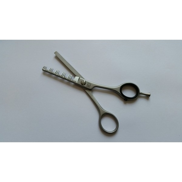 Ciseaux coiffeur à poussette acier inox taille 12,5 cm