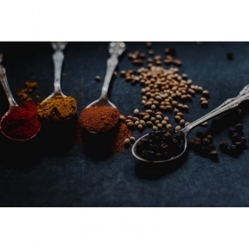 Planche à découper en verre 20 x 30 cm décor épices