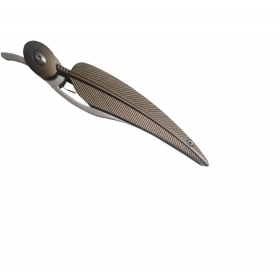 Couteau de poche manche décor Plume tout métal avec son étui