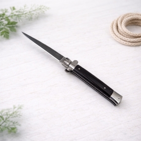 Couteau de poche semi automatique Joker